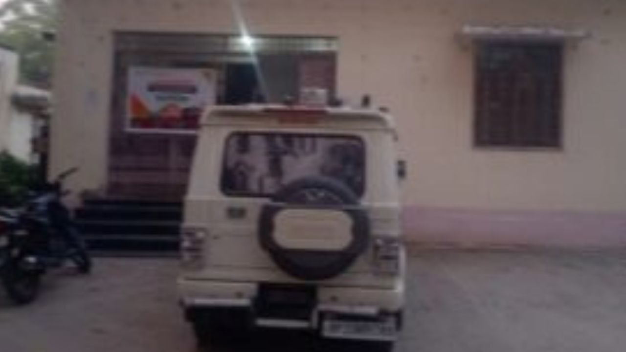 फतेहपुर का अवैध वसूली कांड: एक फरारी जिसने पूरे सिस्टम को कटघरे में खड़ा किया, क्यों अटका है अभी भी मामला?