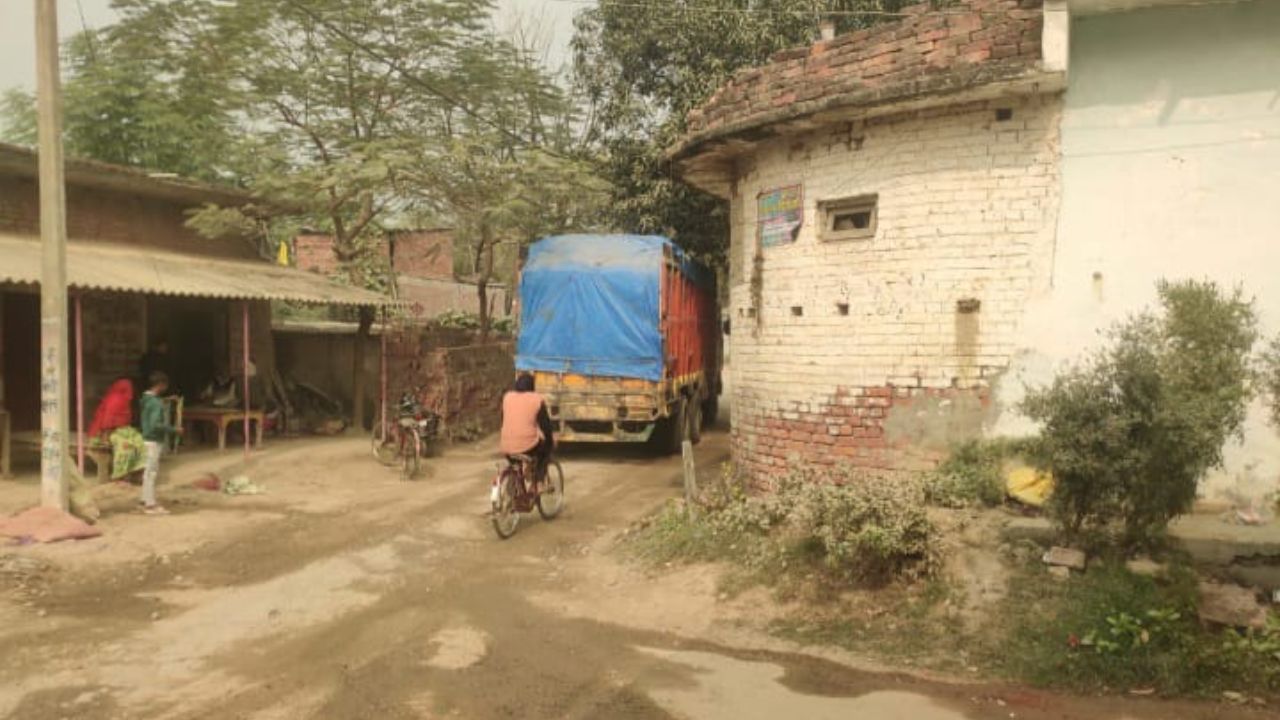 Gorakhpur: बालू खनन बना दक्षिणांचल के कई गांवों के लिए अभिशाप, जानिए ऐसे क्यों कह रहे ग्रामीण