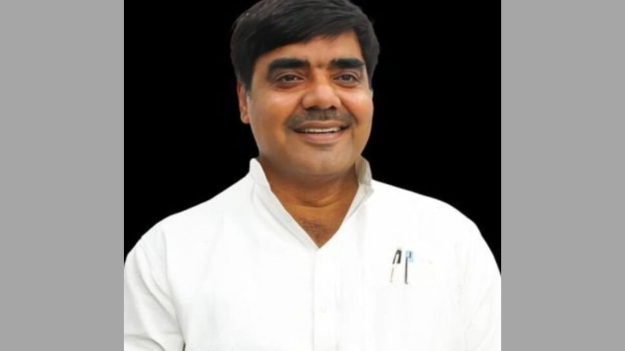 Gorakhpur Politics News: रामगढ़ताल में मछलियों की मौत पर कांग्रेस का हमला, प्रशासन पर लगाए ये आरोप