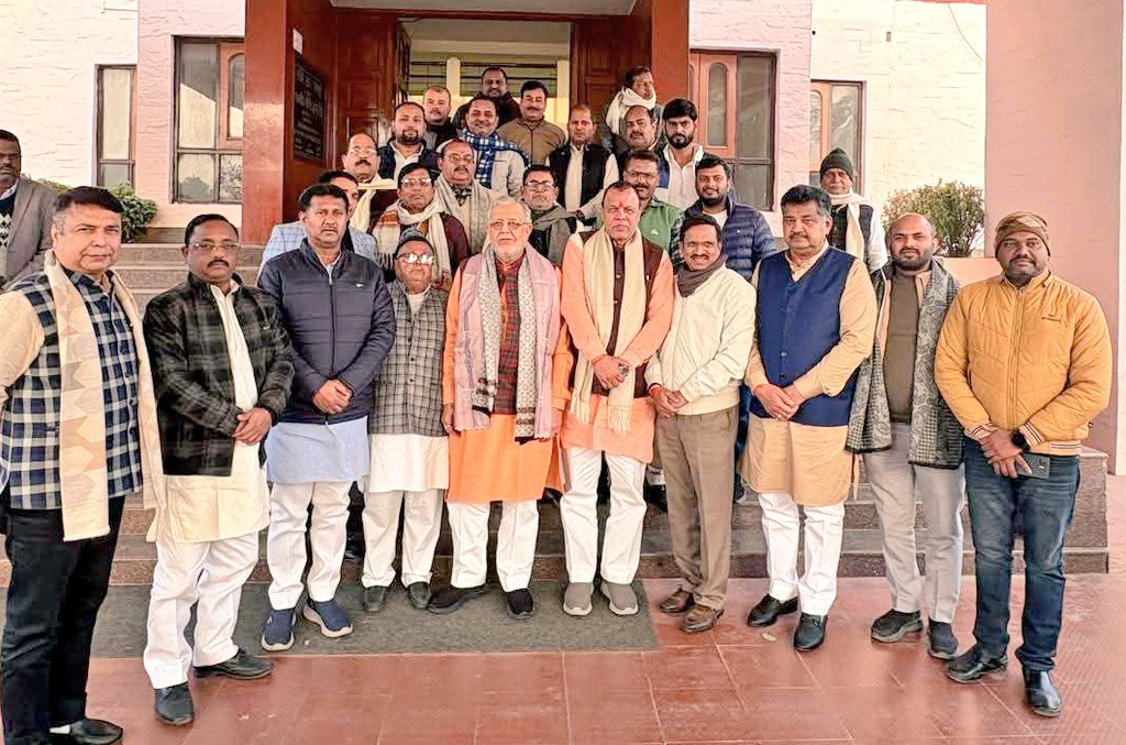 गोरखपुर में मंत्री सुरेश कुमार खन्ना का मनरेगा की खामियों पर सीधा वार, कहा- नए विधेयक से बदलेगी तस्वीर