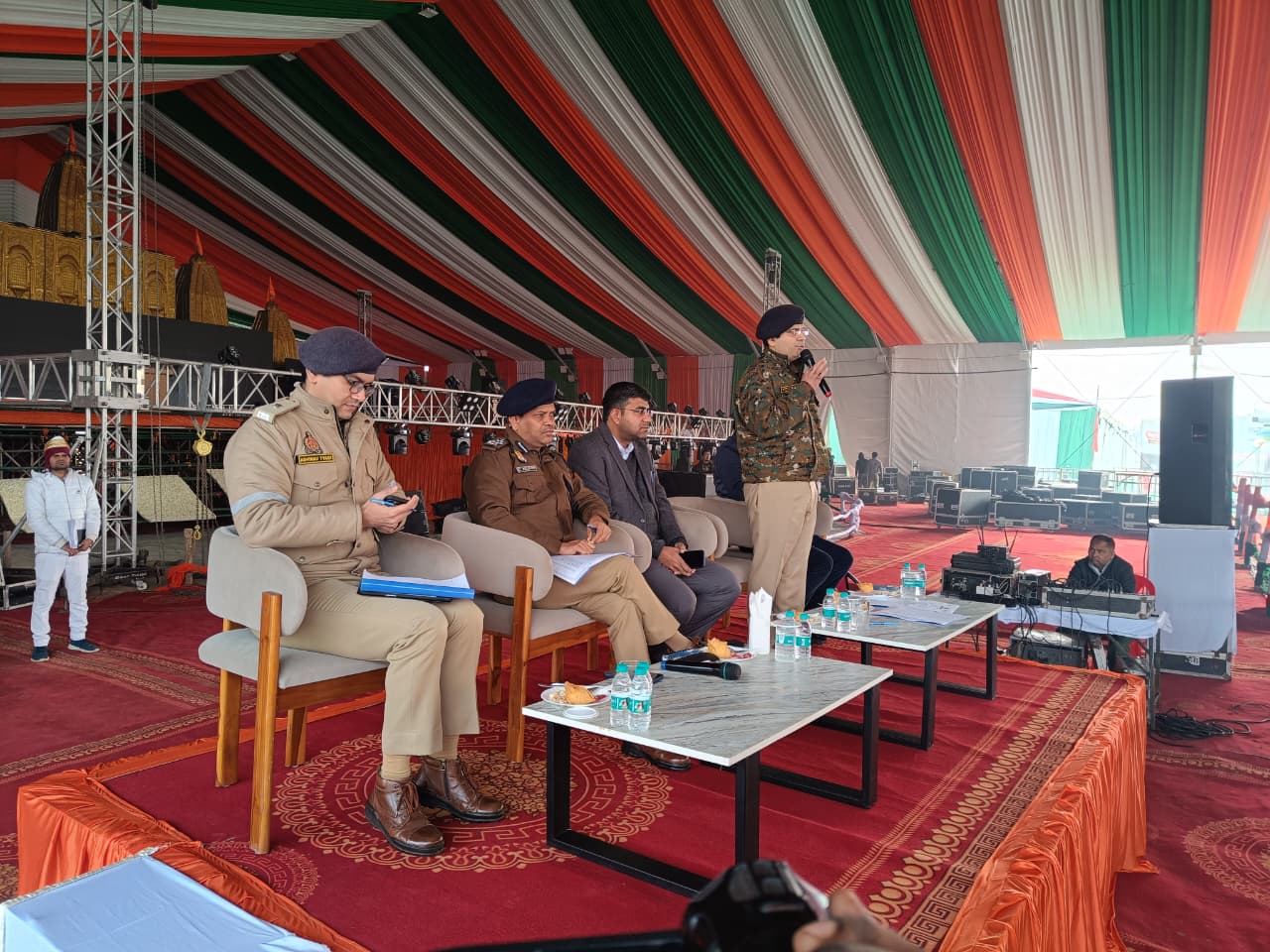 गोरखपुर महोत्सव को लेकर अलर्ट प्रशासन, सुरक्षा में नहीं होगी कोई चूक, जानें DIG ने क्या कहा?