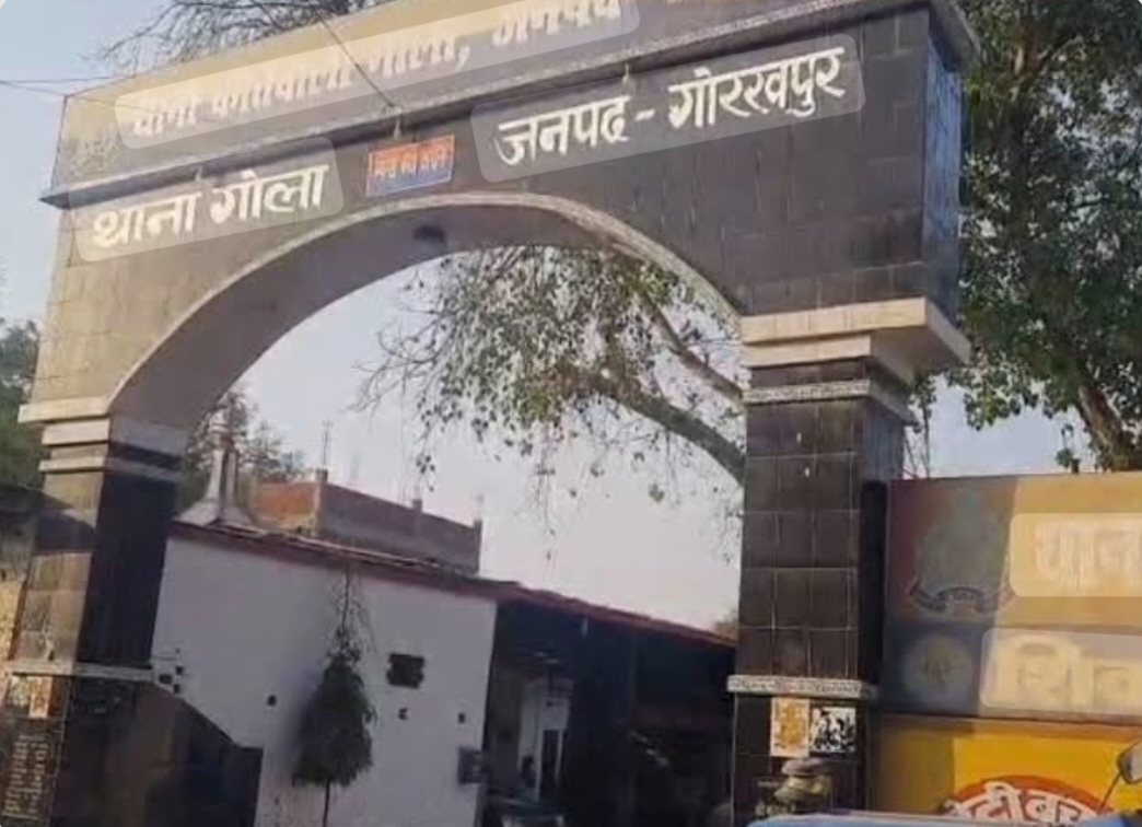 गोरखपुर में सरेआम गुंडागर्दी, युवक को बेरहमी से पीटा, वीडियो वायरल होने से मचा हड़कंप