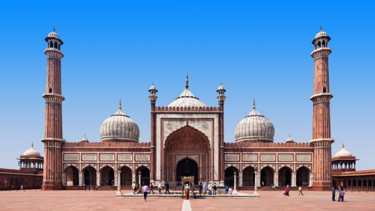 एक्शन मोड़ में दिल्ली हाई कोर्ट: शाही जामा मस्जिद के आसपास अतिक्रमण पर सख्ती, MCD को दिए निर्देश