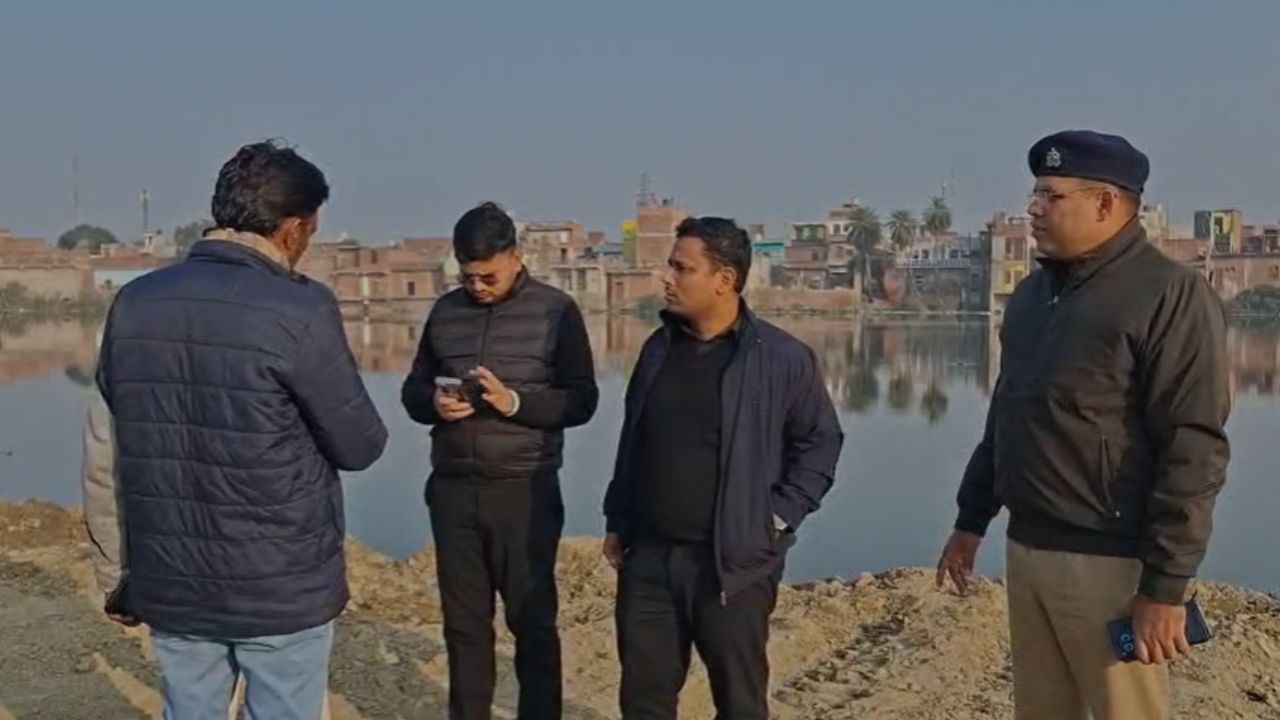 Mainpuri: डाइनामाइट न्यूज़ की खबर का बड़ा असर, भू-माफियाओं के खिलाफ सख्त कार्रवाई