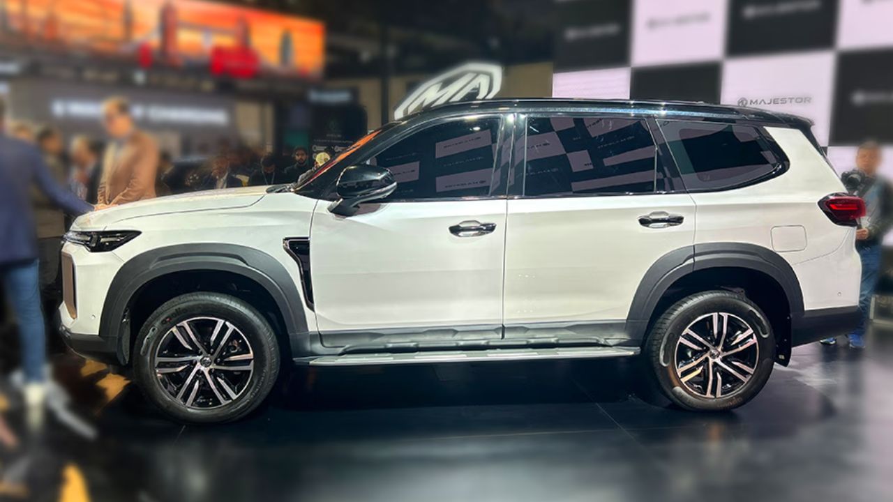 Fortuner को टक्कर देने आ रही है MG की अब तक की सबसे बड़ी SUV, जानें कब होगी लॉन्च