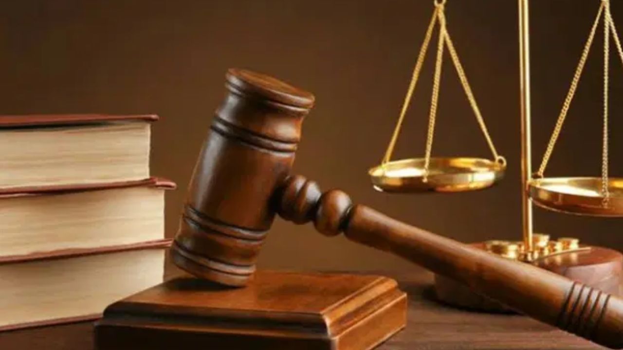 SC Hearing On Bhojshala: बसंत पंचमी से पहले सुप्रीम कोर्ट में अहम सुनवाई, धार में हाई अलर्ट