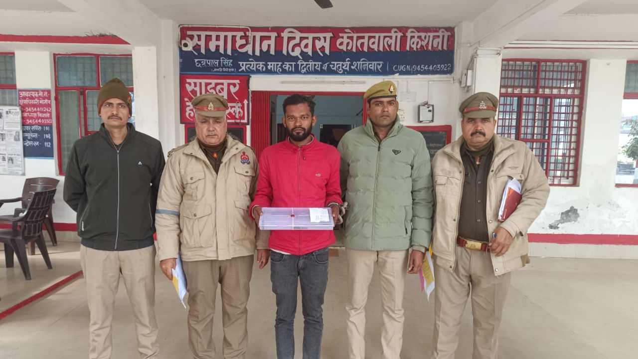 मैनपुरी में देर रात पुलिस की बड़ी कार्रवाई, इलाके में अचानक बढ़ी हलचल; पढ़ें पूरा मामला