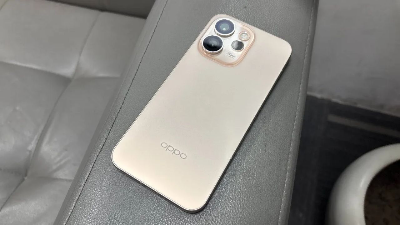 परफॉर्मेंस के लिए प्रो मॉडल्स में MediaTek Dimensity 8450 प्रोसेसर दिया गया है। ग्राफिक्स के लिए Mali-G720 GPU सपोर्ट मौजूद है। (Img Source: Google)