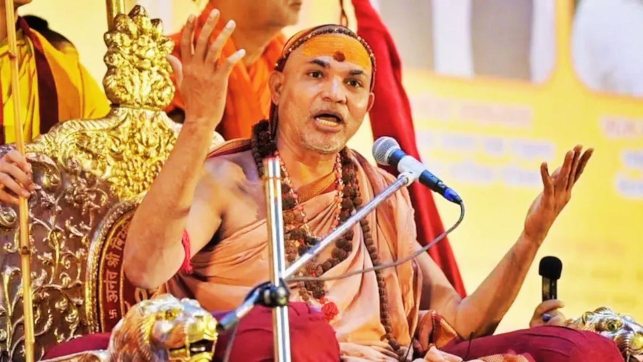 माघ मेला छोड़ने के बाद स्वामी अविमुक्तेश्वरानंद लगातार सरकार पर हमलावार, जानिए इस बार क्या बोले शंकराचार्य