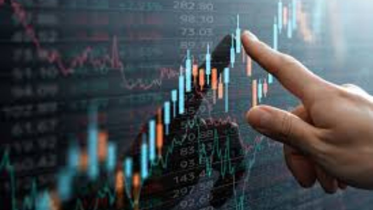 Stocks to Watch Today: गिफ्ट निफ्टी से ग्रीन ओपनिंग के संकेत, इन शेयरों में दिख सकती है तेज हलचल