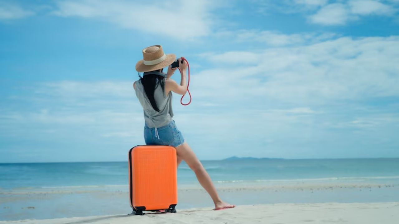 पहली सोलो ट्रिप प्लान कर रहे हैं? जानिए वो जगहें जो सबको नहीं पता