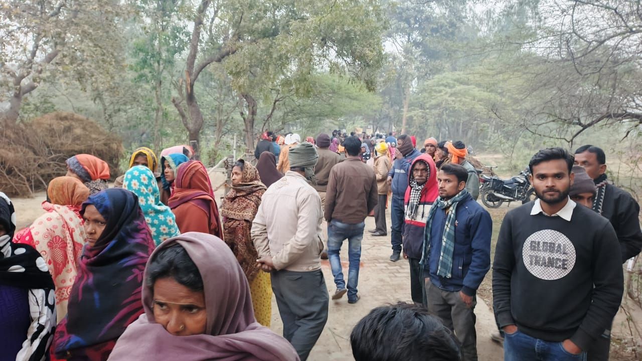 Raebareli News: घर के बाहर खेलते-खेलते लापता हुआ मासूम, गांव में मचा हड़कंप