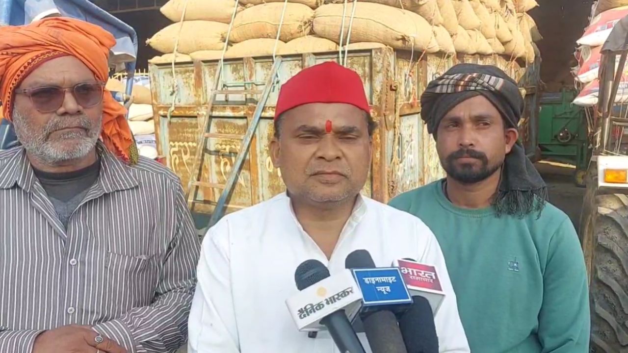Sonbhadra: धान क्रय बंद, किसान परेशान, सपा ने जिलाधिकारी कार्यालय का घेराव करने की दी चेतावनी