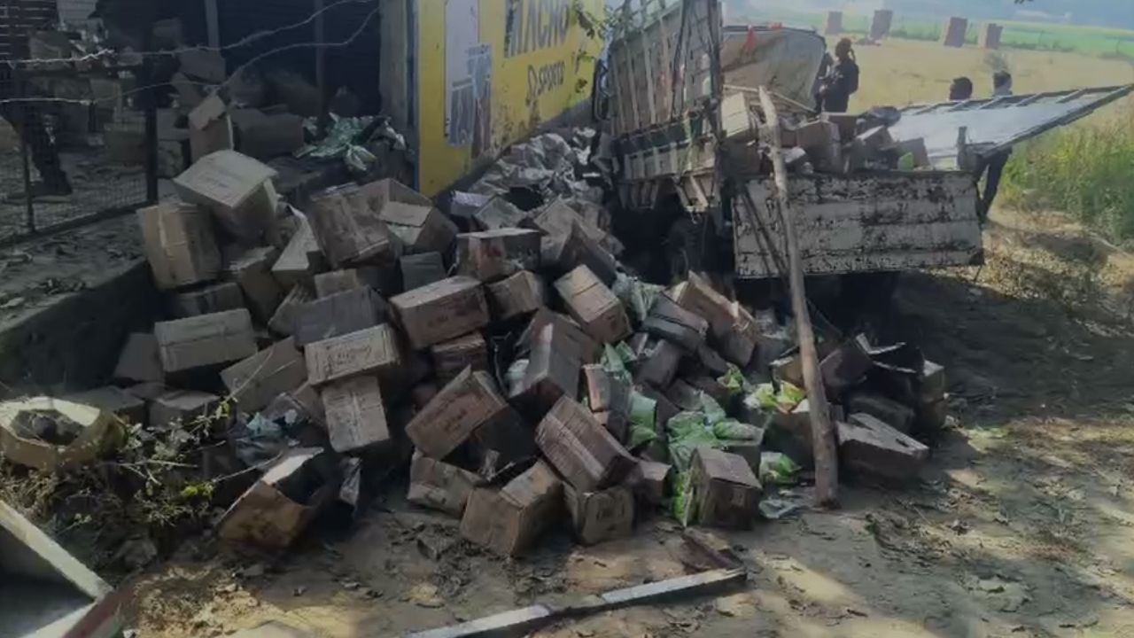 Road Accident in Raebareli: रायबरेली में दर्दनाक सड़क हादसा, लोडर चालक समेत दो की मौत