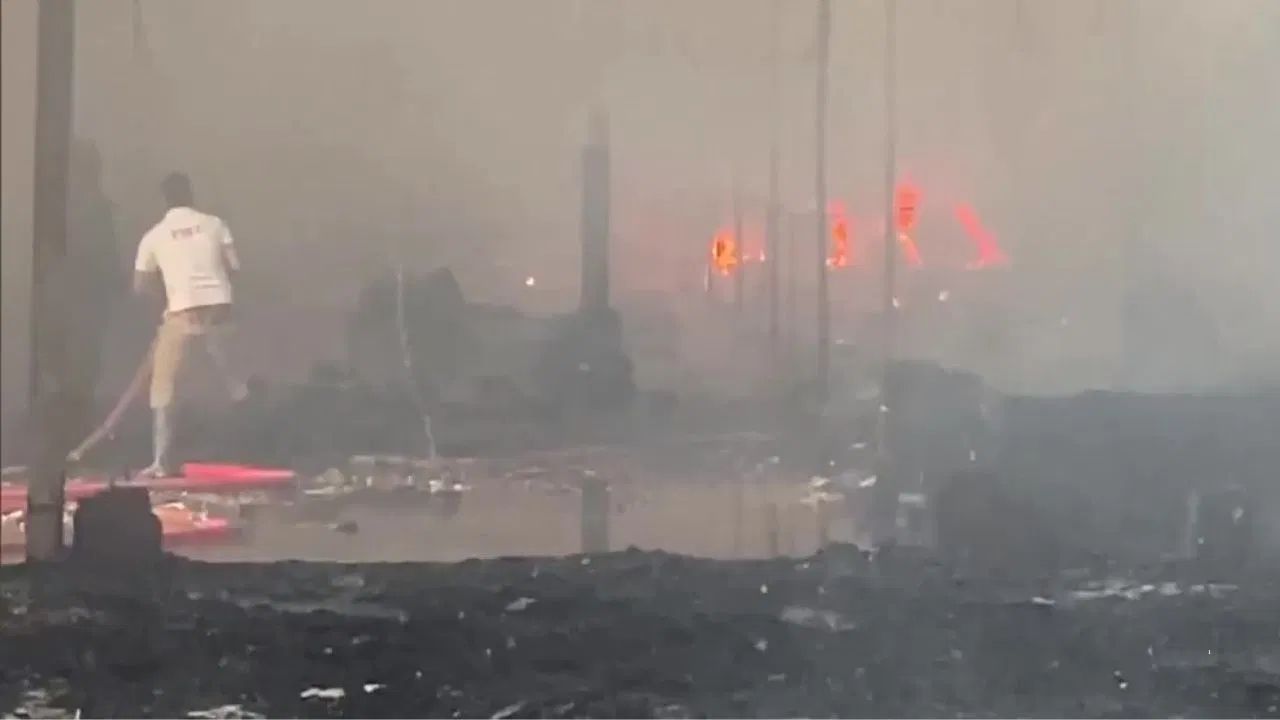 उदयपुर के गेमिंग जोन में भीषण आग, इलाके में मचा हड़कंप; जानें कैसे हुआ हादसा