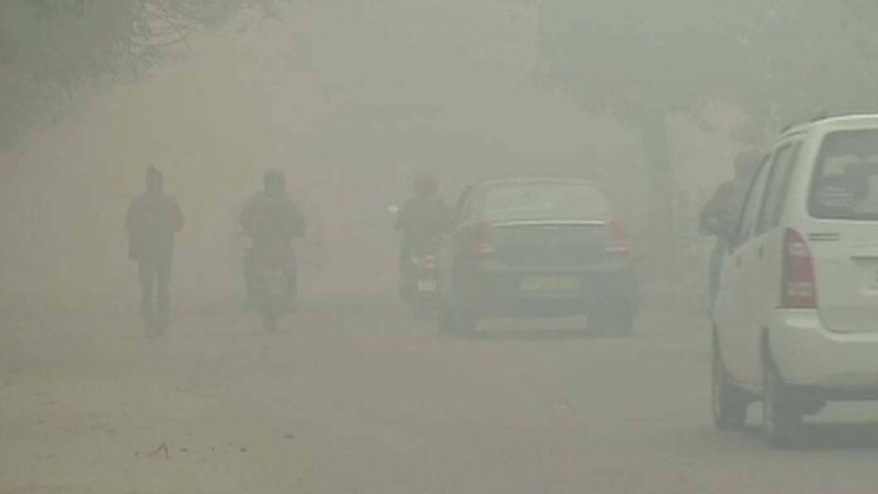 उत्तर प्रदेश में ठंड का कहर, यूपी के इन जिलों में घने कोहरे और शीतलहर की आशंका; मौसम विभाग का अलर्ट