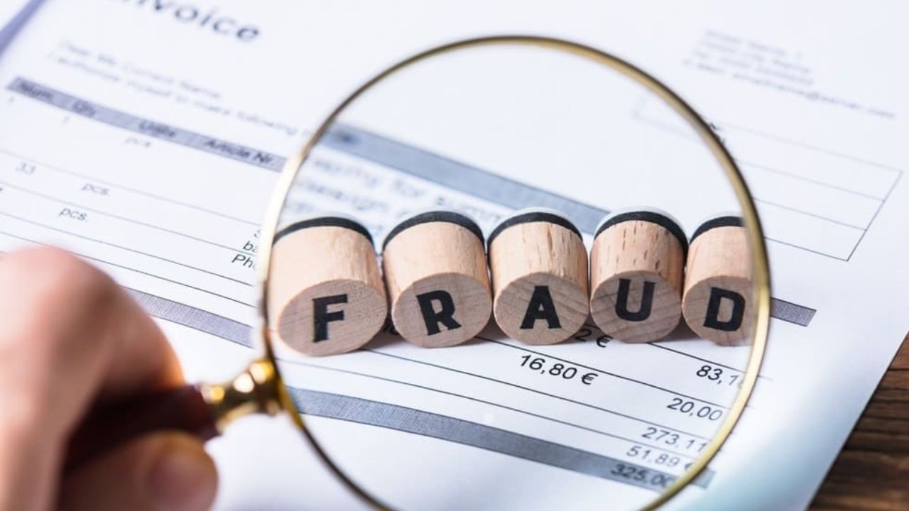 बरेली में नौकरी का झांसा, लाखों की ठगी और तमंचे से धमकी, पढ़िए पूरा मामला