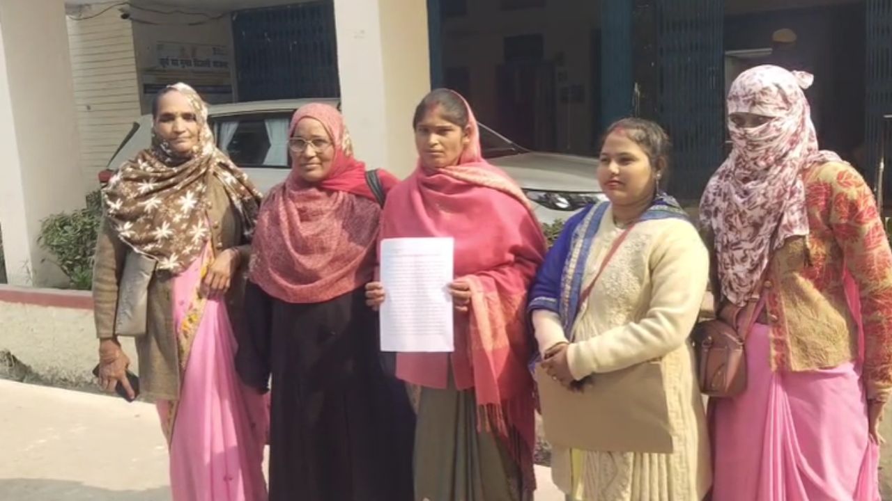 फतेहपुर में आंगनबाड़ी विभाग पर उठे सवाल: मुख्य सेविका पर गंभीर आरोप, जानें क्या है पूरा मामला?