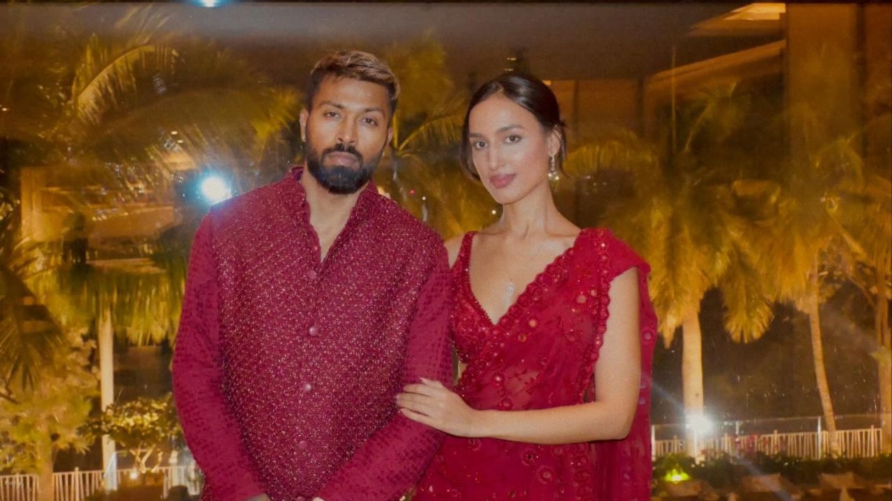 न्यू ईयर पर दिखा हार्दिक पांड्या और महिका शर्मा का रोमांटिक अंदाज, क्या आपने देखें ये Photos