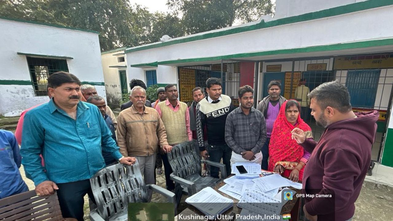 एक्शन मोड में कुशीनगर डीएम महेंद्र सिंह तंवर, मतदाता सूची सुधार अभियान को मिली रफ्तार