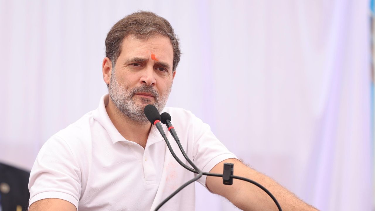 रायबरेली में राहुल गांधी को मिला नायाब तोहफा, तुरंत मां और बहन को भेजी तस्वीर; जानें क्या था ऐसा?