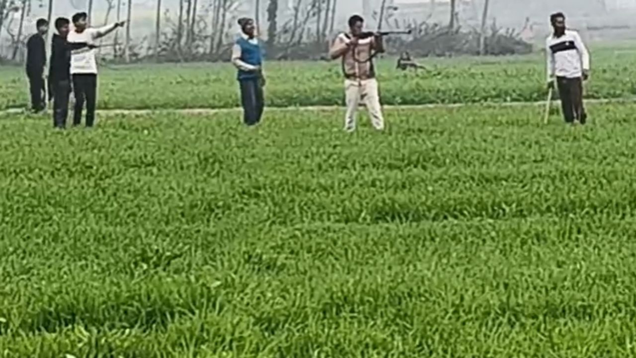 देवरिया में दिनदहाड़े राइफल से फायरिंग: जमीन विवाद में दहशत का तांडव, गोलियों की गूंज से कांपा गांव