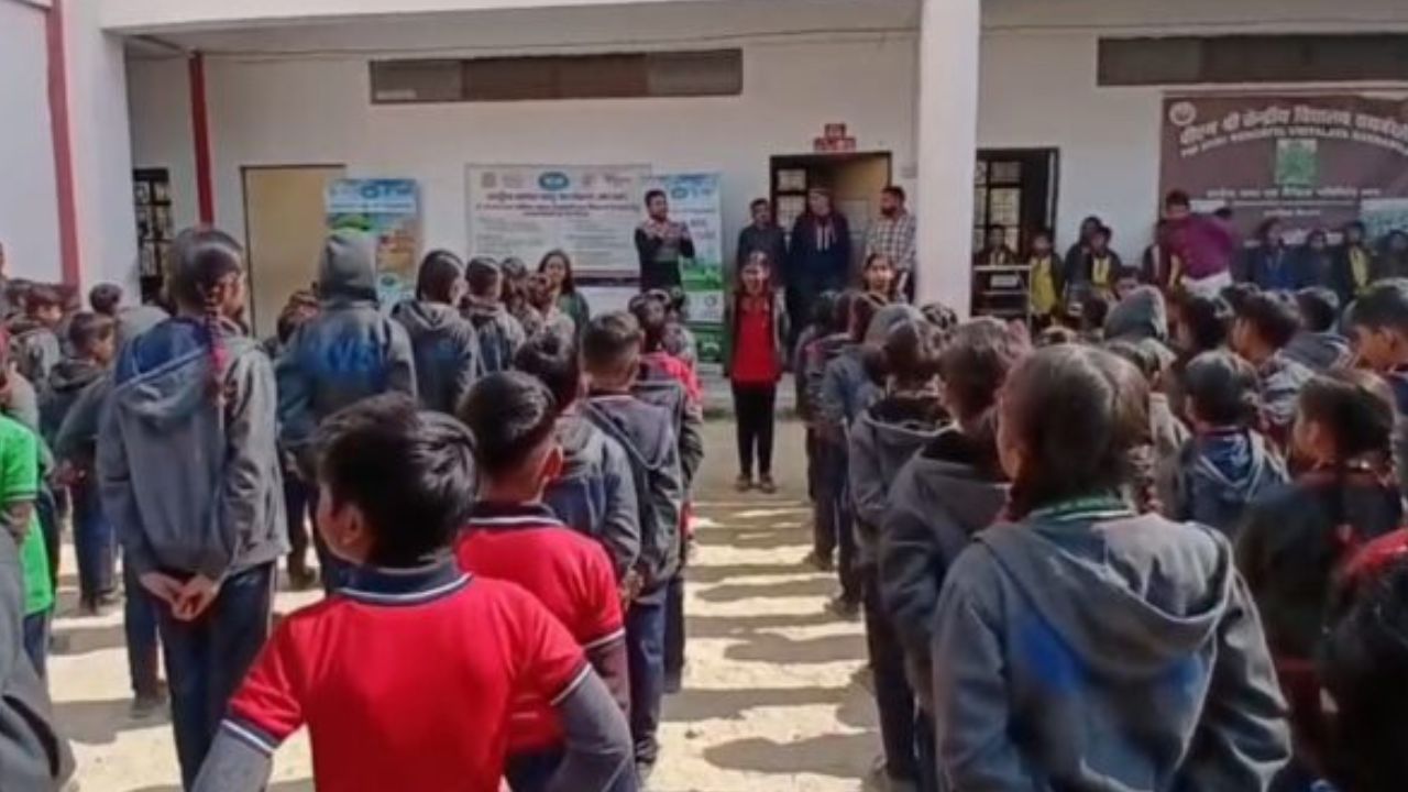 रायबरेली नगर पालिका की पहल, वायु प्रदूषण के खिलाफ बच्चों को किया जागरूक