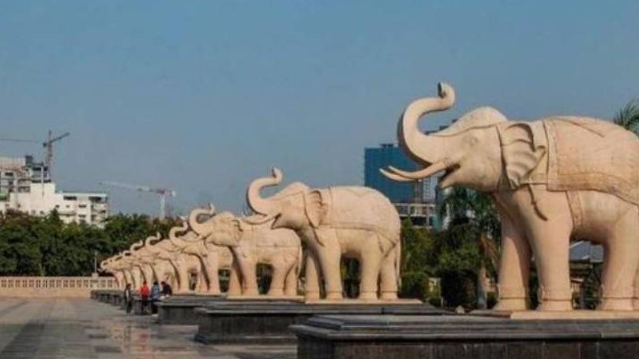 Lucknow-Noida Memorial Scam: 1400 करोड़ के महाघोटाले में नया अपडेट, ये 57 अफसर रडार पर