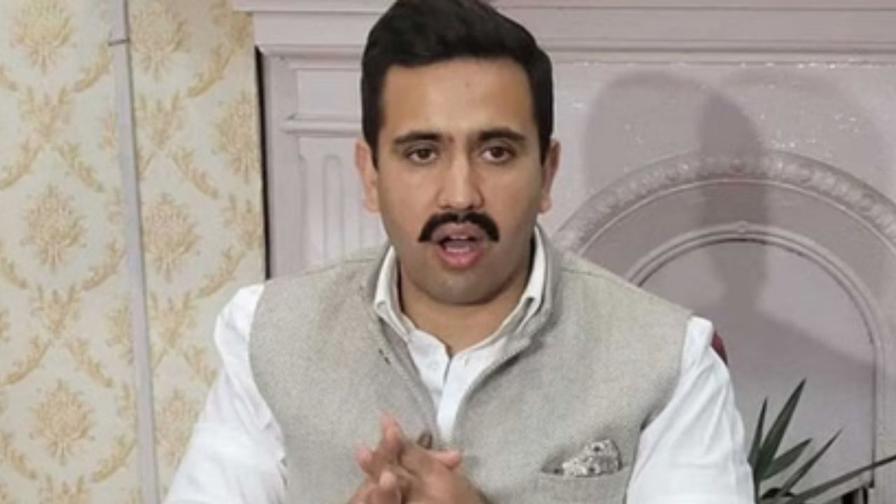 मंत्री विक्रमादित्य बनाम IPS-IAS अफसर, दिल्ली पहुंचा विवाद; गृह मंत्रालय से कार्रवाई की मांग