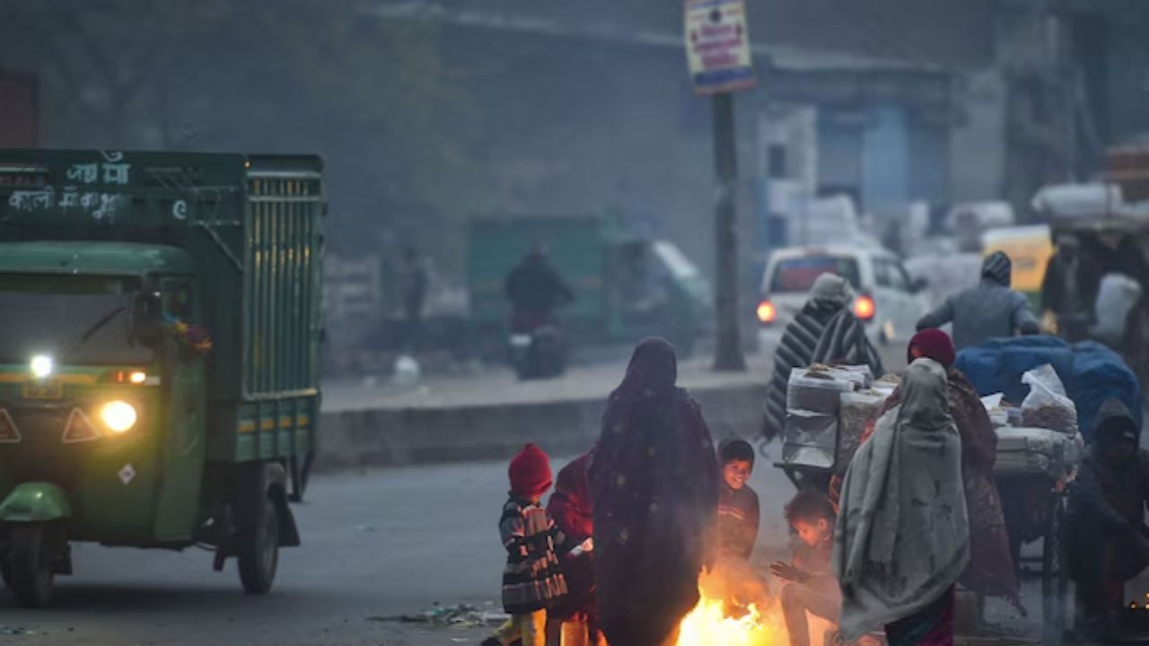 UP Rain Alert: यूपी में सर्दी का ‘कहर’, शीतलहर-कोहरे के बीच कई जिलों में बारिश की चेतावनी