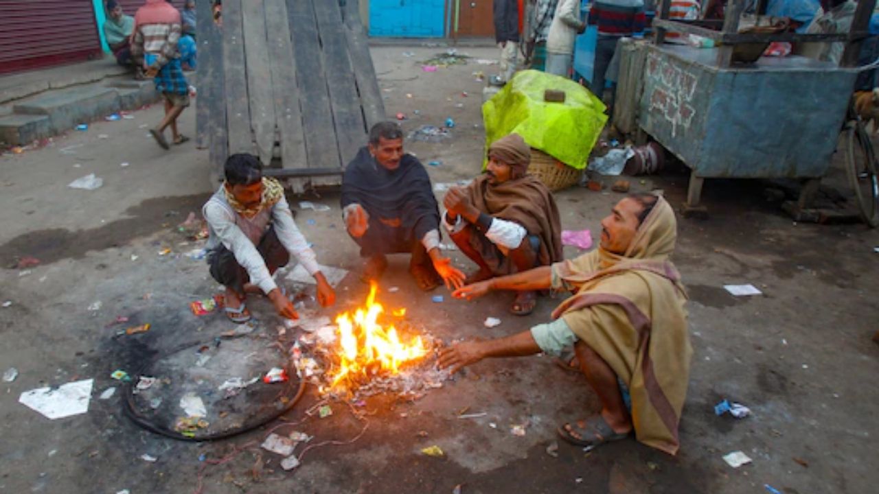 ठंड और कोहरे का डबल अटैक: यूपी में बिगड़ने वाला है मौसम, IMD का ऑरेंज अलर्ट जारी