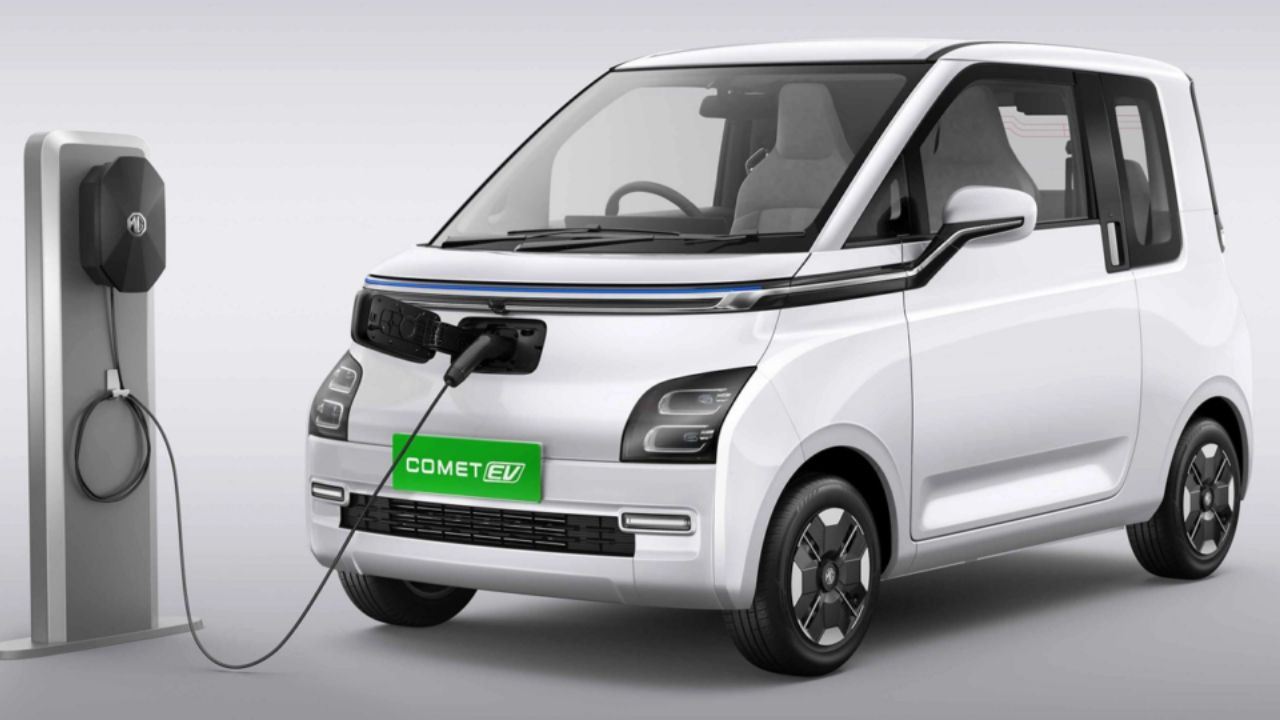 EV Car Sales 2026: इलेक्ट्रिक बाजार में बड़ा उलटफेर, Vinfast ने बदली पूरी गेम; जानिये किसने मारी लंबी छलांग?