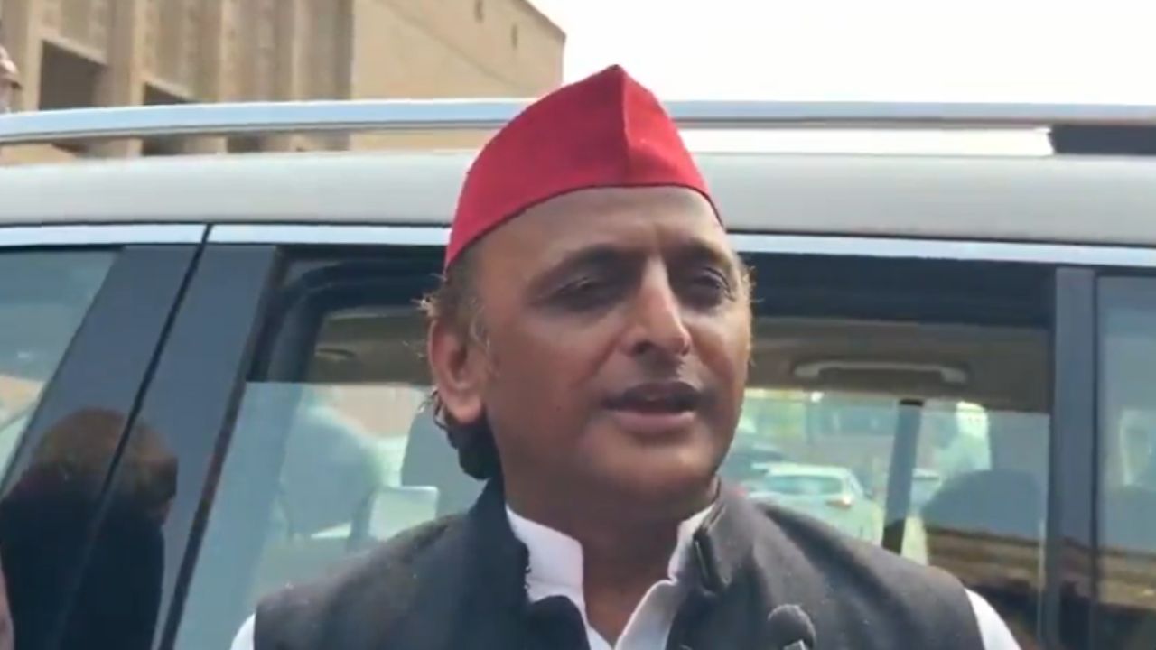 Union Budget 2026: बजट 2026 पर सपा प्रमुख अखिलेश यादव की पहली प्रतिक्रिया, युवाओं और किसानों को लेकर उठाए सवाल