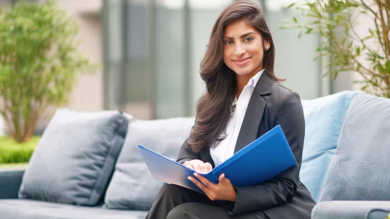 आवेदन करने के लिए आधिकारिक फॉर्म ISSA/HRD/Apprentice/2026/01 से डाउनलोड करें। फॉर्म को सही-सही भरें और सभी प्रमाणपत्रों की स्व-सत्यापित स्कैन कॉपी ईमेल के माध्यम से भेजें। आवेदन 27 फरवरी 2026 से पहले भेजना अनिवार्य है। देर से भेजे गए आवेदन स्वीकार नहीं किए जाएंगे।(फोटो सोर्स- इंटरनेट)