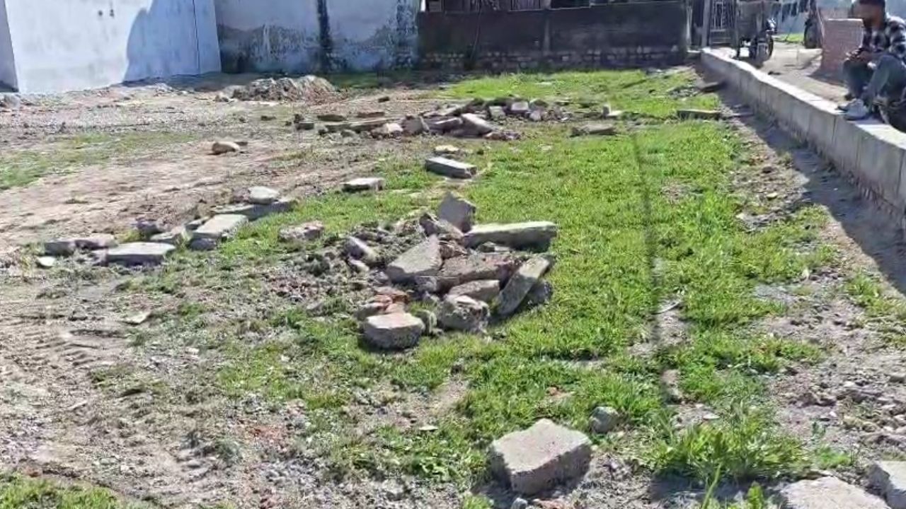 Dehradun: अवैध निर्माण पर प्रशासन का शिकंजा, भू माफियाओं में मचा हड़कंप