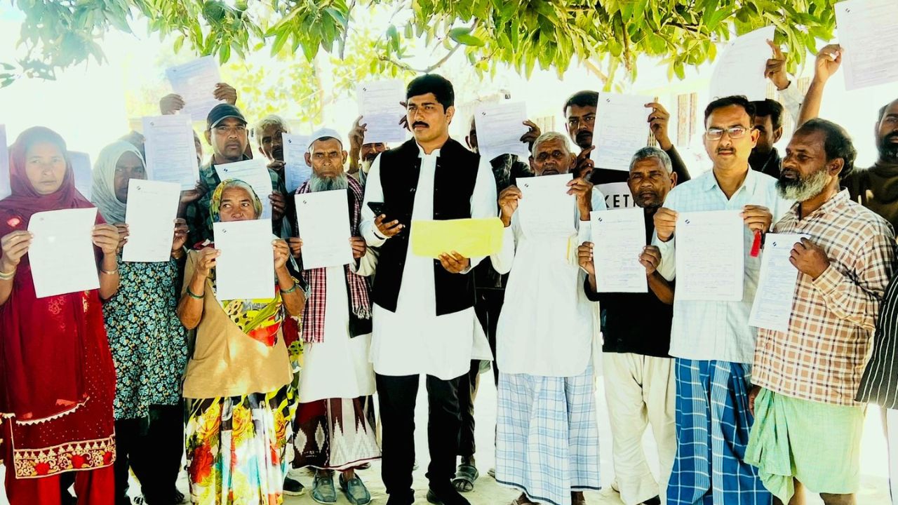 अमेठी में मतदाता सूची में हेराफेरी का आरोप, सपा नेता ने निर्वाचन आयोग से कार्रवाई की मांग की