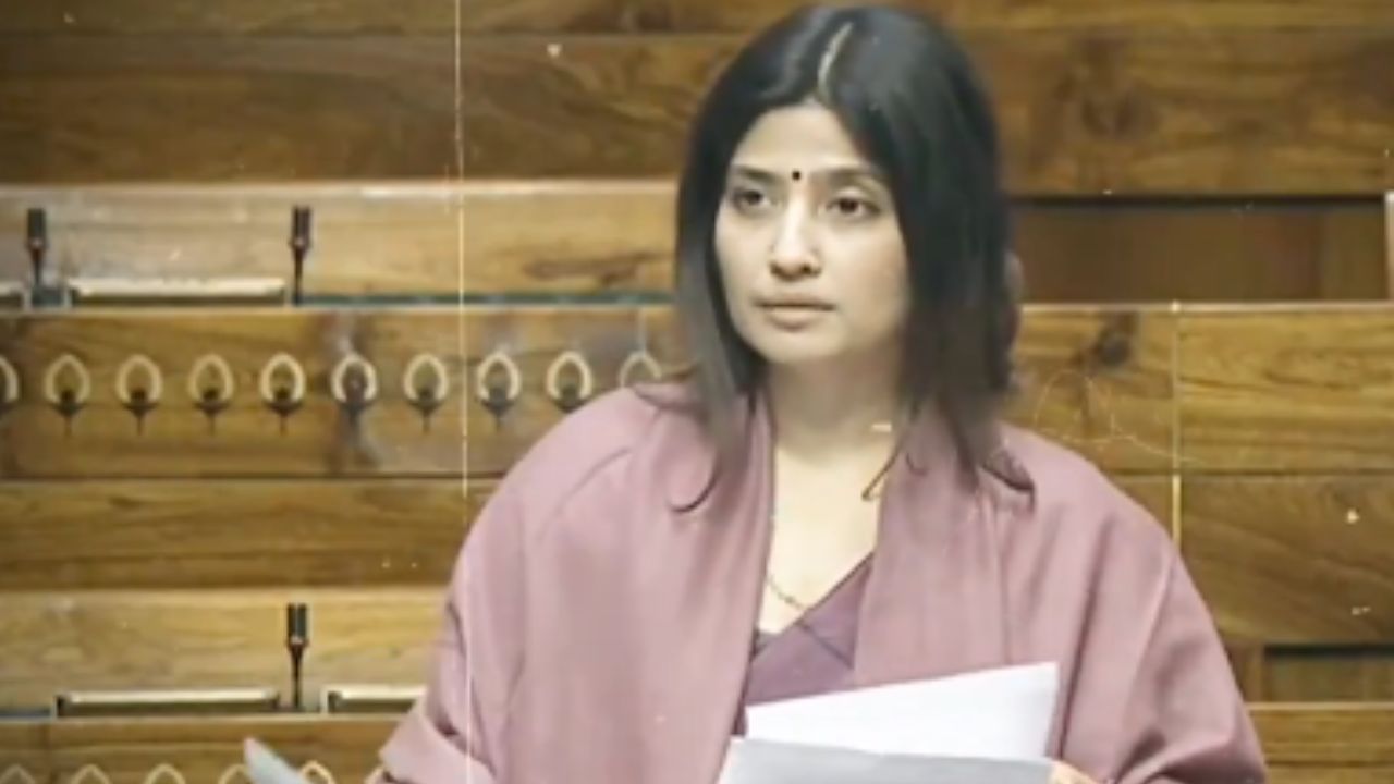 मैनपुरी में सिर्फ दो जल परियोजनाएं क्यों? संसद में डिंपल यादव ने सरकार से पूछा सवाल, जानिये जवाब से पहले ही क्यों बढ़ी सियासी हलचल