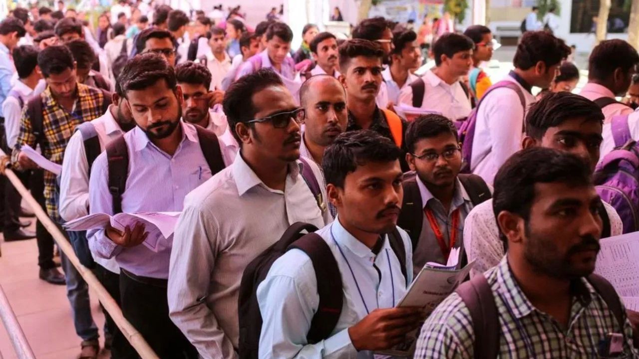 चंपावत में 21 फरवरी को होगा रोजगार मेला,  4000 युवाओं को मिलेंगी नौकरियां