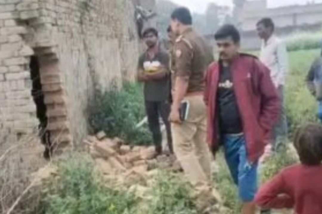 UP News: नकब लगाकर किसान के घर से 20 बकरियां चोरी, बेटी की शादी से पहले टूटा सहारा