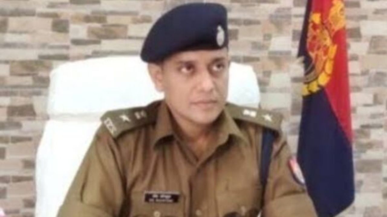 गोरखपुर पुलिस का बड़ा एक्शन: रामगढ़ताल का कुख्यात अपराधी ‘दुराचारी’ घोषित, जानें पूरा मामला