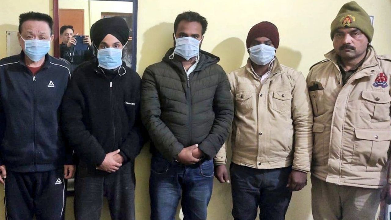 सब कुछ वेरिफाइड था… फिर भी सामने आई बड़ी गड़बड़ी, गाजियाबाद में पासपोर्ट फर्जीवाड़े का बड़ा खुलासा