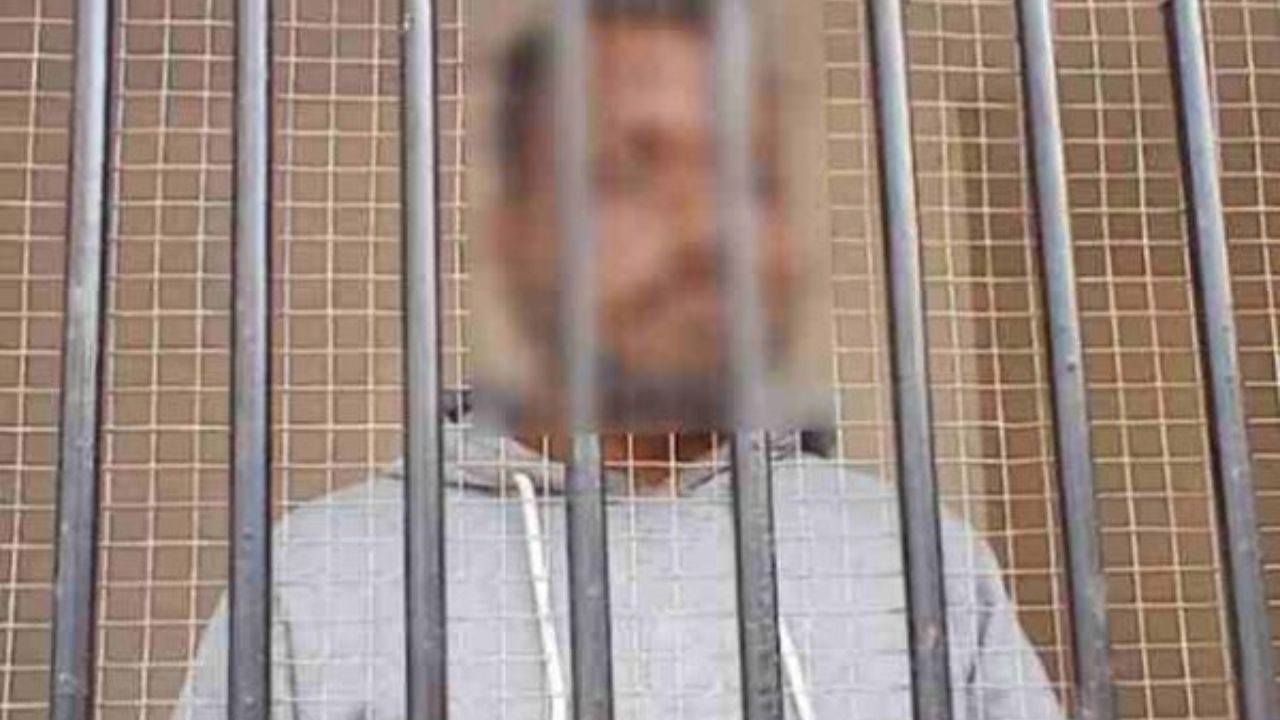 Crime in UP: गोरखपुर में 2 करोड़ की हेराफेरी, पुलिस ने कैशियर को ऐसे दबोचा