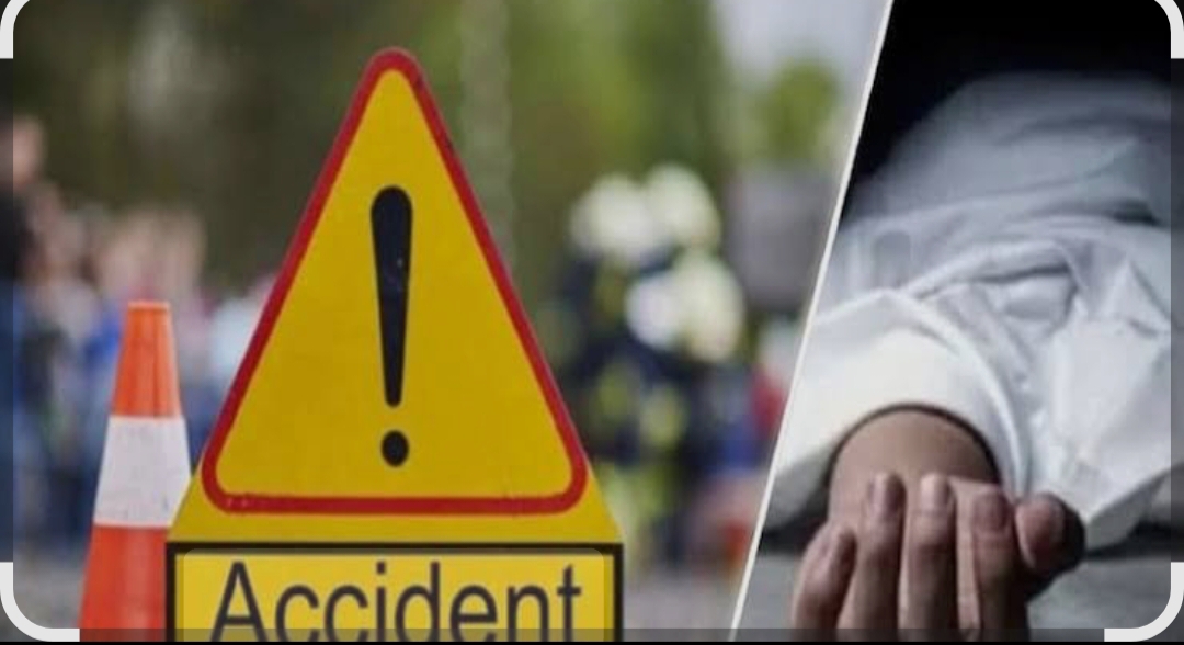 Road Accident: बदायूं में दर्दनाक सड़क हादसा, 3 की मौत, 18 घायल