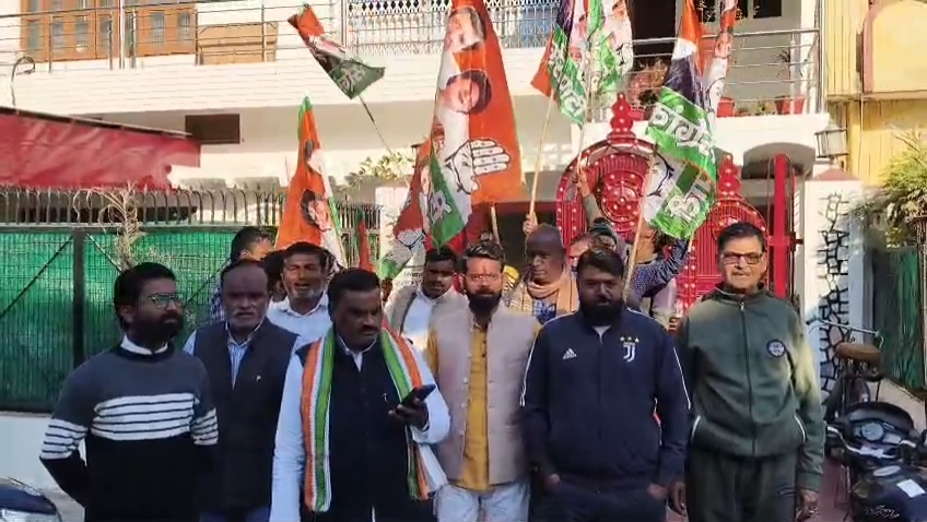 राहुल गांधी के संसदीय क्षेत्र में तनाव: रायबरेली में कांग्रेस नेताओं को किया हाउस अरेस्ट, मनरेगा बचाओ प्रदर्शन से पहले सियासी हलचल