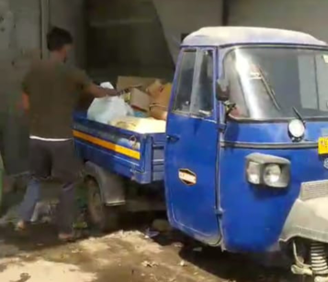 गोरखपुर में मिलावटखोरों पर बड़ा वार, छापेमारी से कारोबारियों में हड़कंप