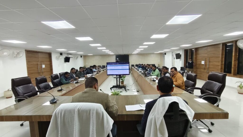 Kaushambi DM Amit Pal 