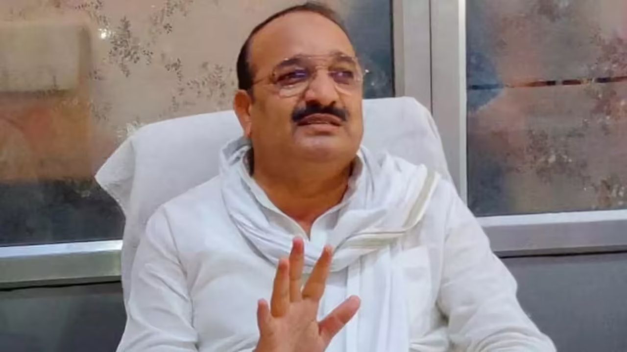 UP मंत्री Dinesh Pratap Singh का BSP MLA Umashankar Singh पर IT Raid को लेकर कड़ा बयान, कही ये बड़ी बात