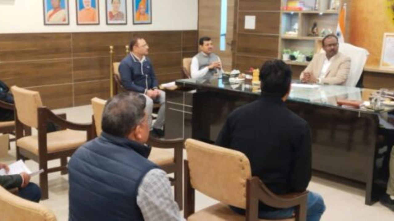 महराजगंज में मनरेगा श्रम बजट पर मंथन, इतने लाख का प्रस्ताव शासन को भेजा जाएगा