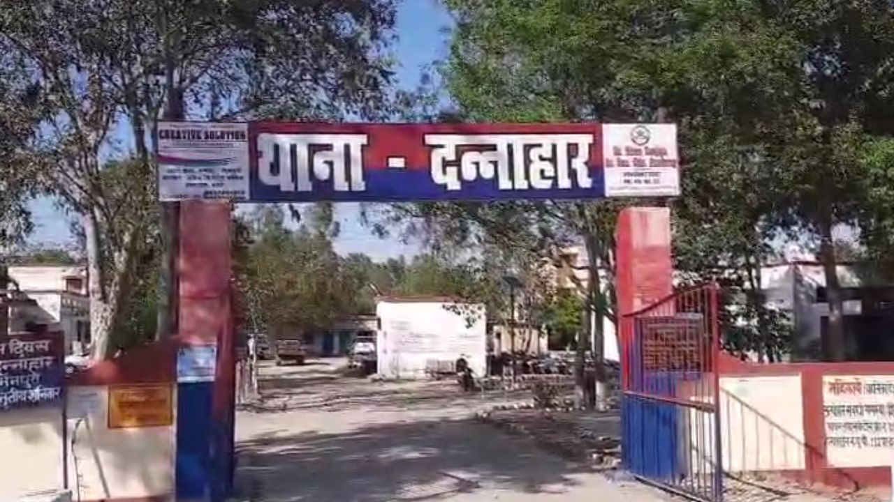 UP Crime News: मैनपुरी में नहर में मिला अज्ञात का शव, इलाके में सनसनी