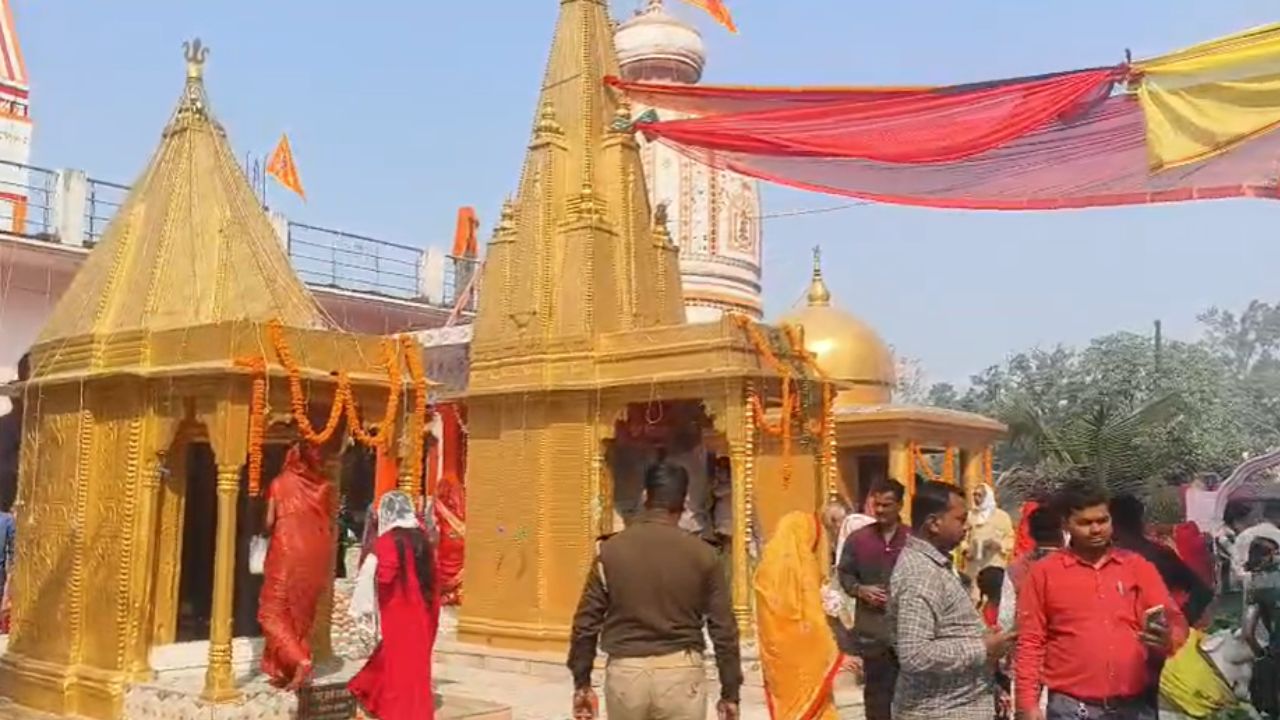 Video: गोरखपुर ke 400 साल पुराना शिवालय, जहां हर मनोकामना होती है पूरी, महाशिवरात्रि पर उमड़ा श्रद्धालुओं का सैलाब